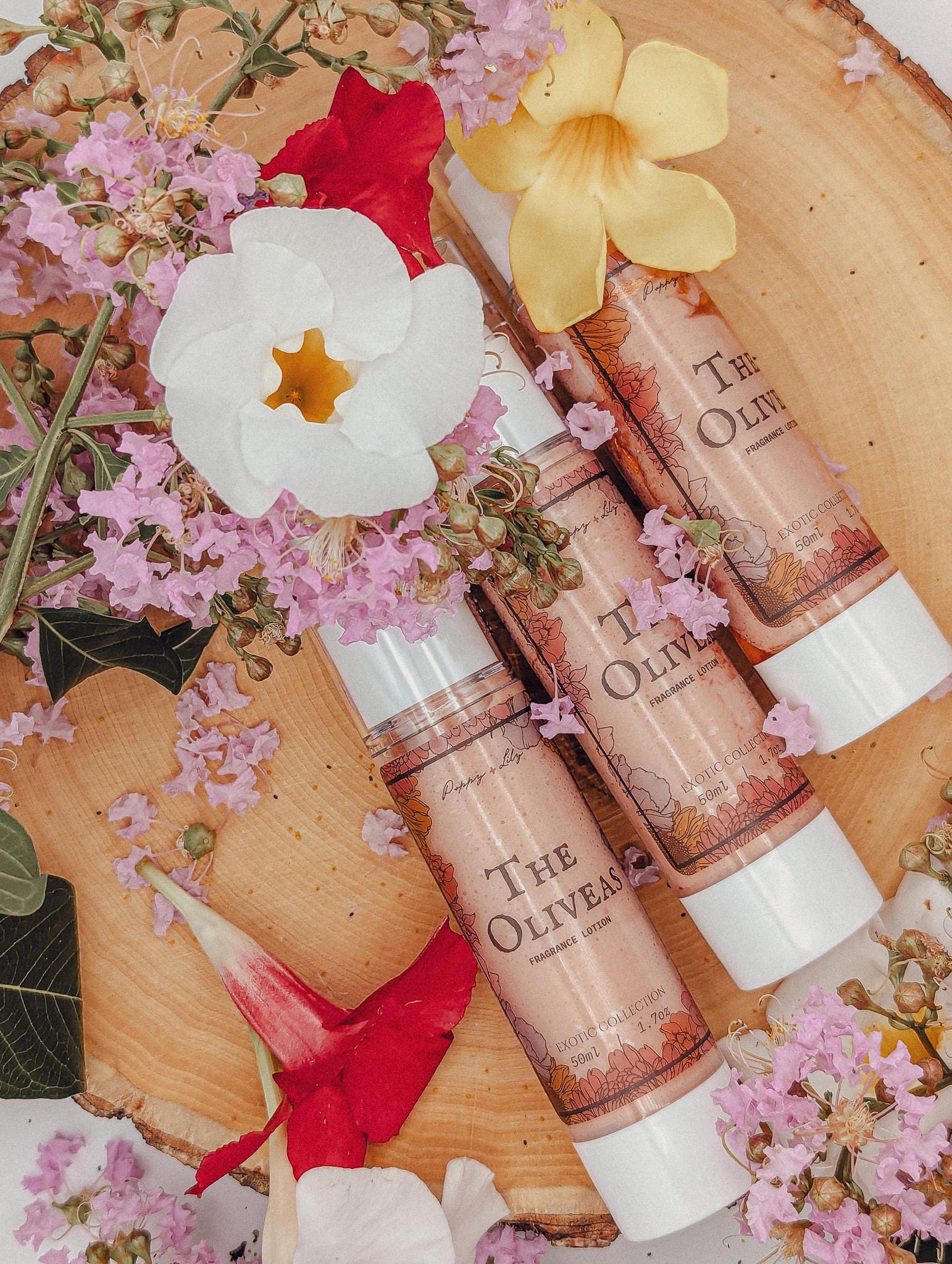 Olivea Shimmering Body Glow Lotion | Vanilla, Lily, Peach & Mango